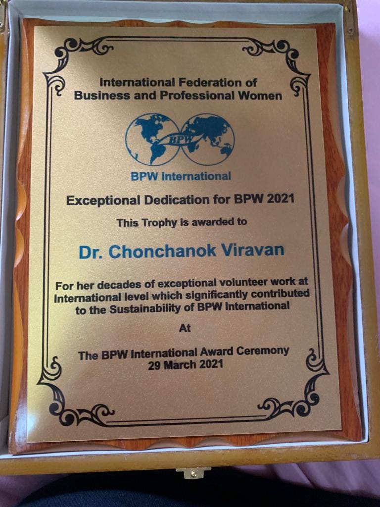 Award for Exceptional Dedication for BPW 2021, for Dr. Chonchanok Viravan, by Dr. Amany Asfour