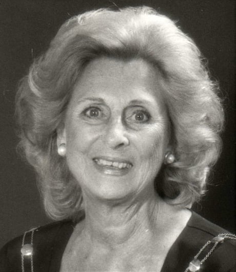 Memorial Plate for Livia Ricci, BPW International President 1993-1996