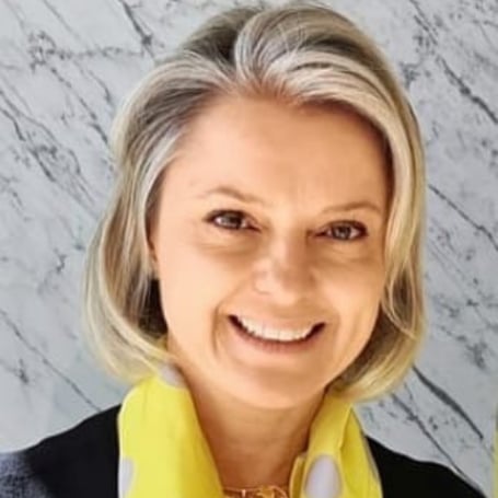 Alison Lubascher – Brazil